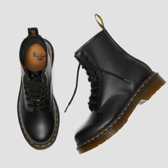 Dr. Martens Shoes - Dr. Martens 1460 Smooth Leather Lace Up Boots